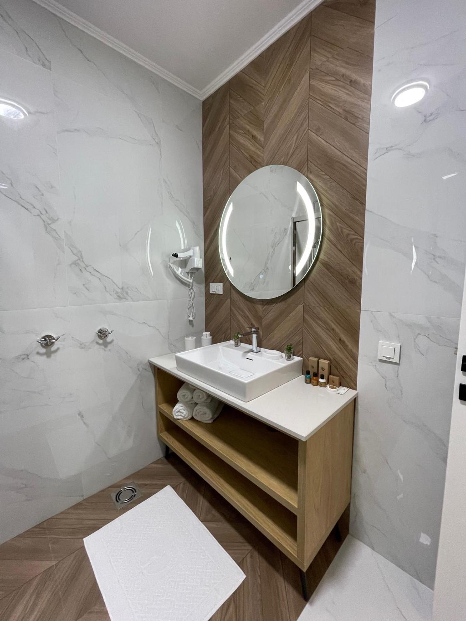 Hotel Maraj Ούλτσιν Εξωτερικό φωτογραφία